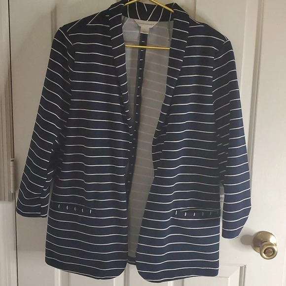 Christopher & Banks Jackets & Blazers - Christopher & Banks Womens Open Front Striped Blazer. Great Versatile Piece